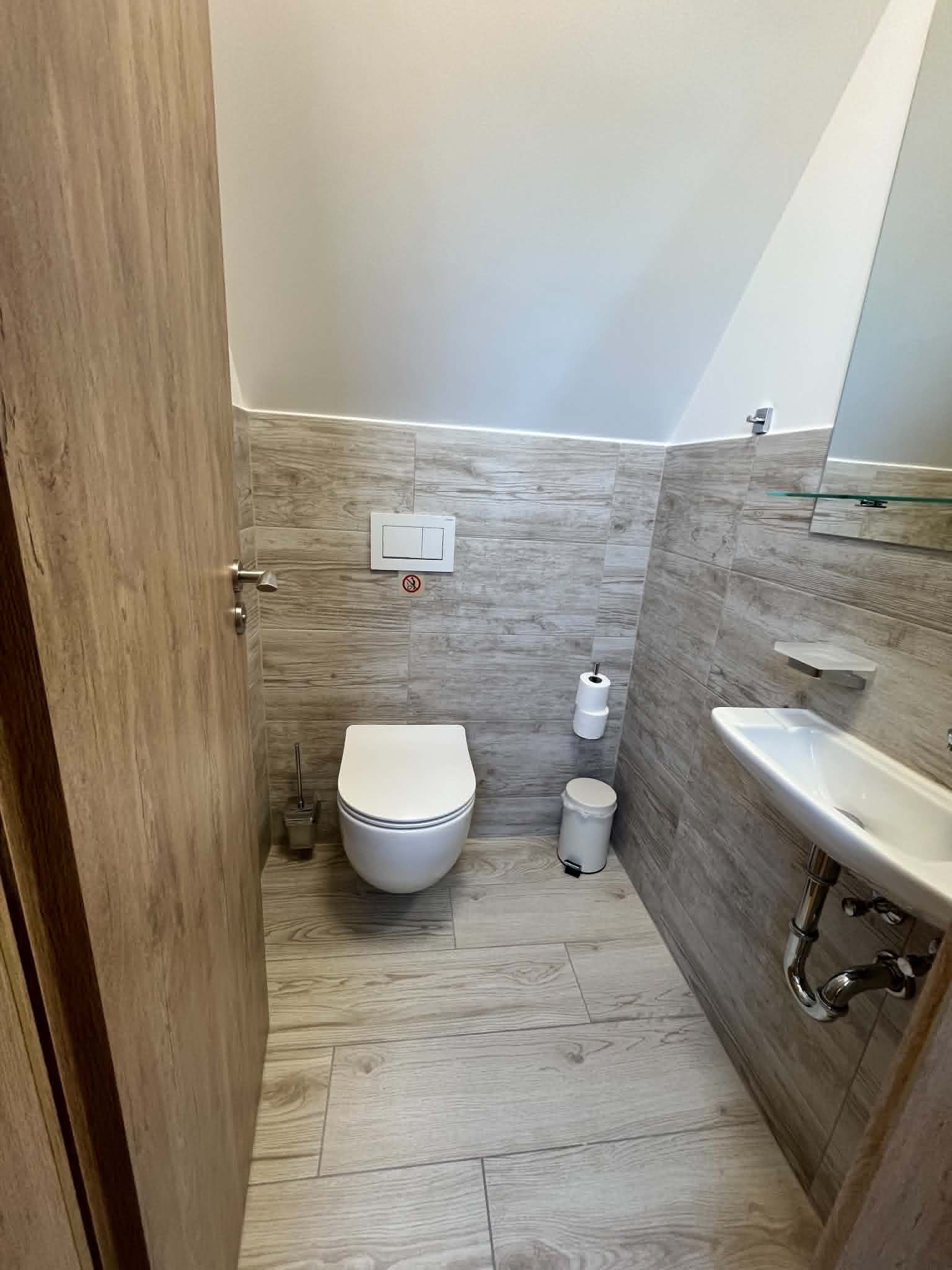 Samostatné WC